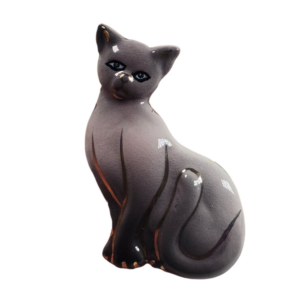 Vintage Siamese Cat Brooch Pin Blue Eyes Hand Painted Kitty Kitten Animal Resin - Picture 3 of 4